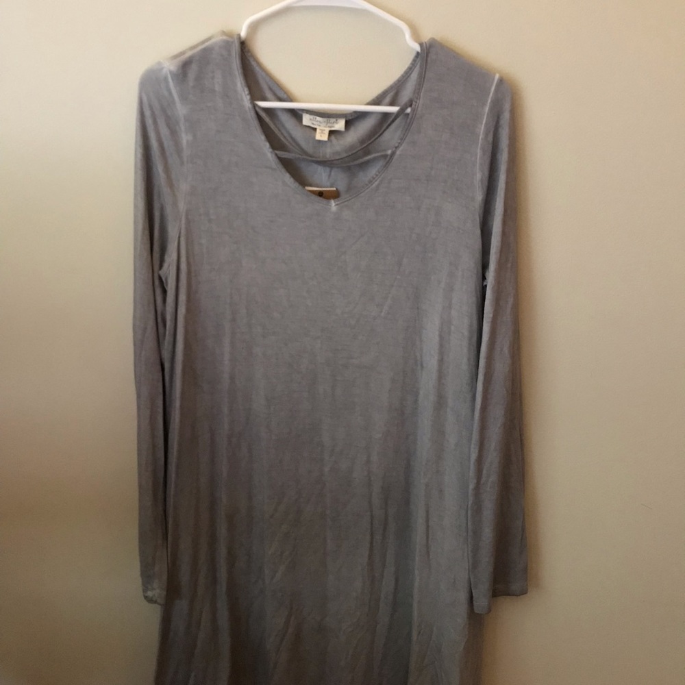 gray tshirt dress